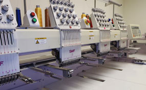 ID#1136 - SWF 1204 Commercial Embroidery Machine.  Year 1999 : 4 : 12 - www.TheEmbroideryWarehouse.com