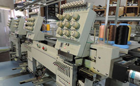 ID#1256 - Barudan Beat-904-ZN Commercial Embroidery Machine.  Year 1996 : 4 : 9 - www.TheEmbroideryWarehouse.com