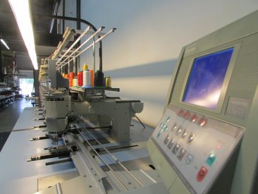 USED Barudan BENSME-YS-12 - 7 Needles - 12 Head - Commercial Embroidery Machine