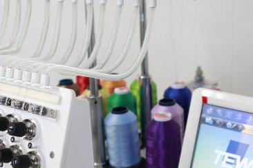 ButterFly B-1501B/T DEMO - Single(1)Head - 15 Needles - Commercial Embroidery Machine