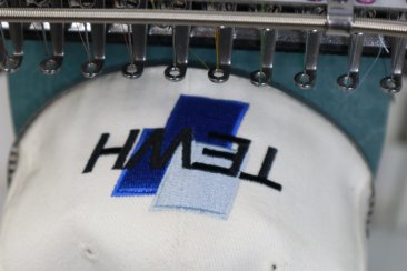 ButterFly B-1501B/T DEMO - Single(1)Head - 15 Needles - Commercial Embroidery Machine